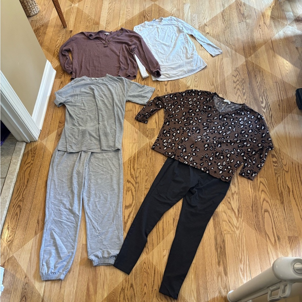 Mixed Maternity Clothing Set